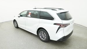 2024 Toyota Sienna XLE FWD