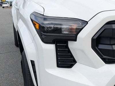 2026 Toyota Tacoma 4WD SR5
