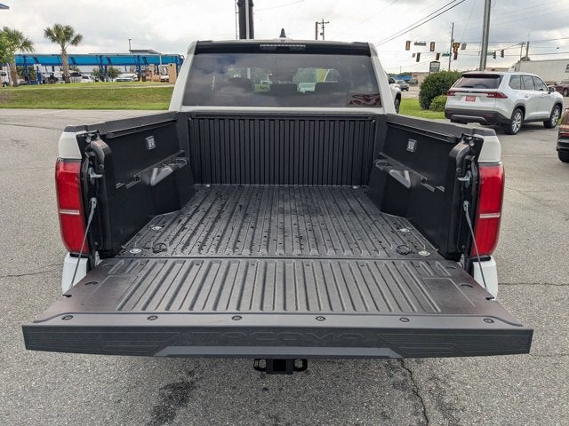 2026 Toyota Tacoma 4WD SR5