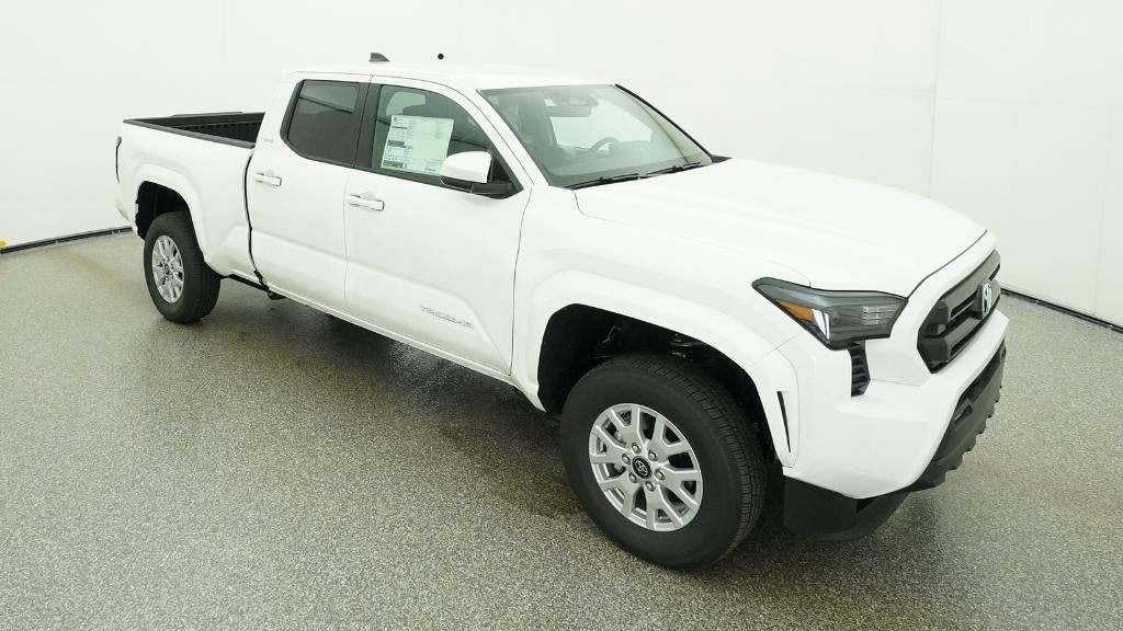 2026 Toyota Tacoma 4WD SR5
