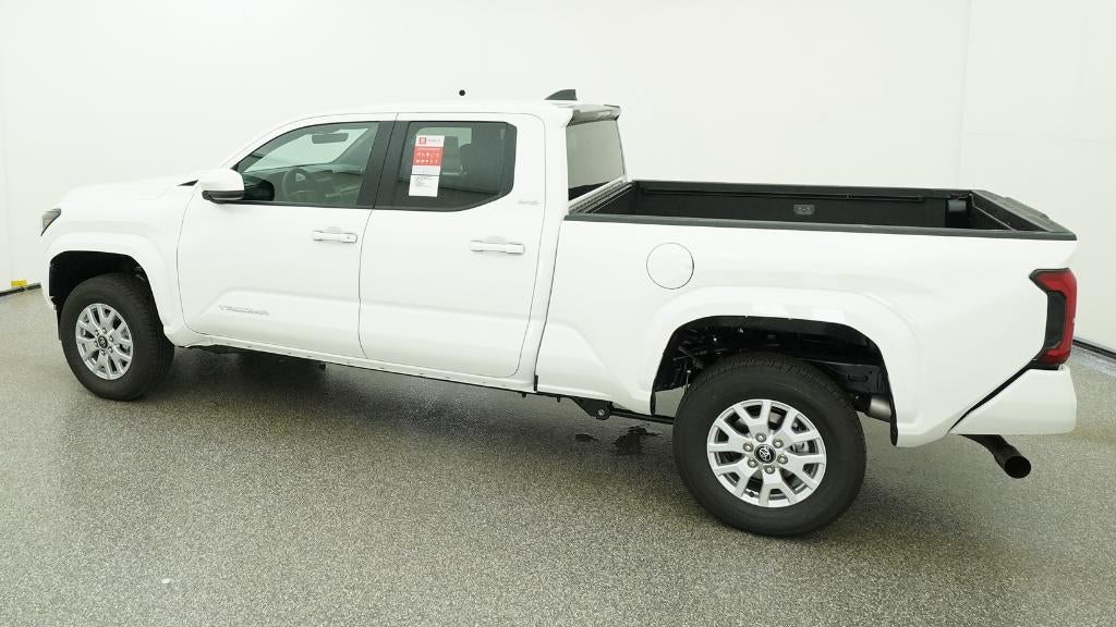2026 Toyota Tacoma 4WD SR5