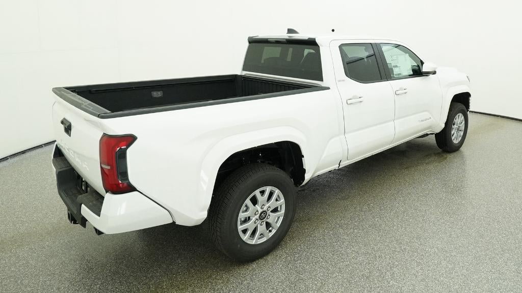 2026 Toyota Tacoma 4WD SR5
