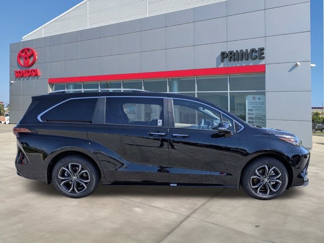 2026 Toyota Sienna Platinum