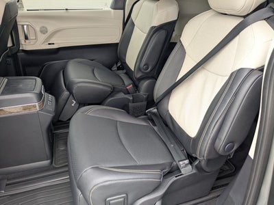 2026 Toyota Sienna Platinum