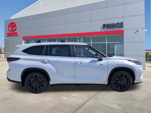 2026 Toyota Highlander XLE