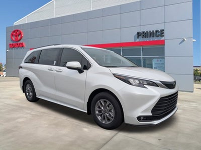 2026 Toyota Sienna XLE