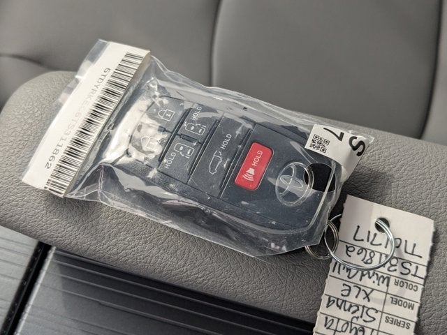2026 Toyota Sienna XLE
