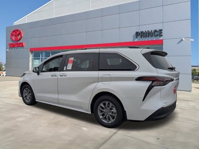 2026 Toyota Sienna XLE