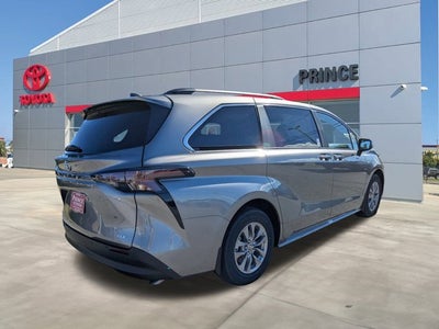2026 Toyota Sienna XLE