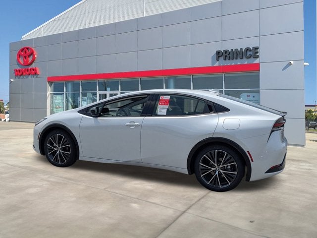 2025 Toyota Prius XLE