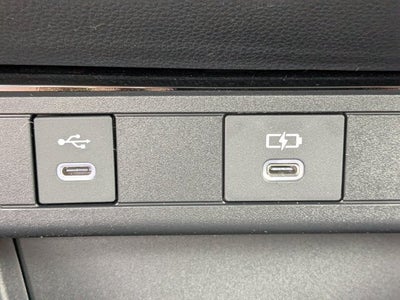 2025 Toyota Prius XLE