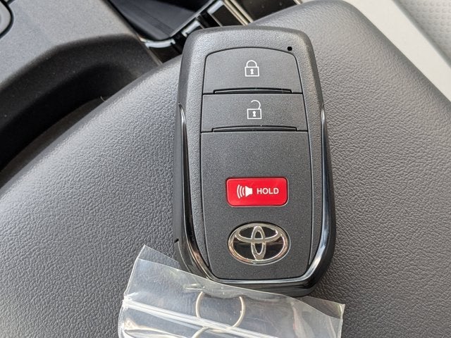 2025 Toyota Prius XLE