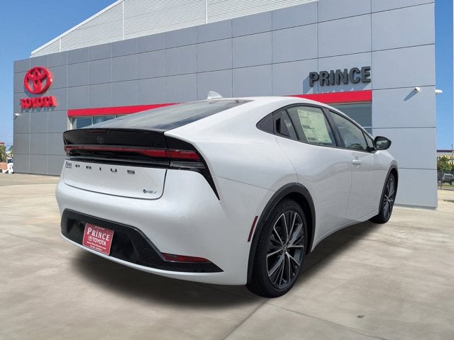 2025 Toyota Prius XLE