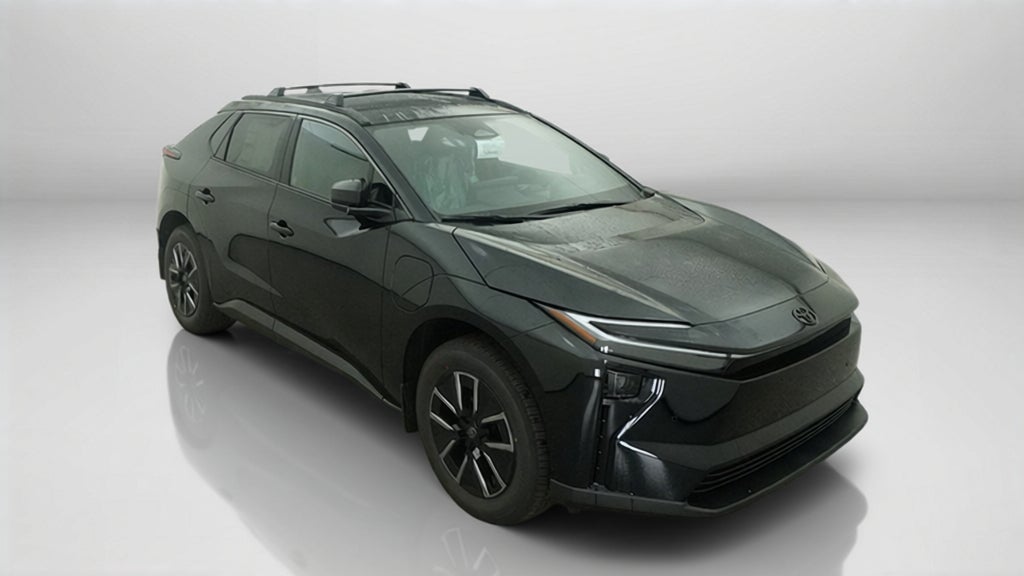 2027 Toyota bZ XLE Plus