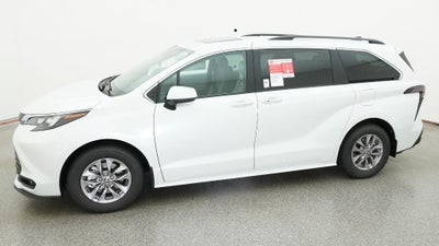 2026 Toyota Sienna XLE