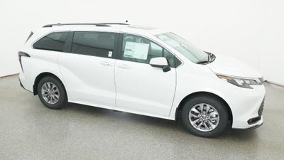 2026 Toyota Sienna XLE