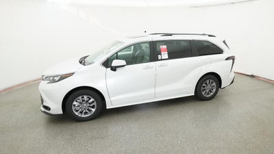 2026 Toyota Sienna XLE