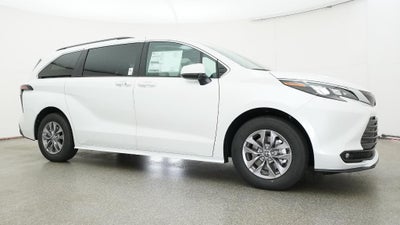 2026 Toyota Sienna XLE