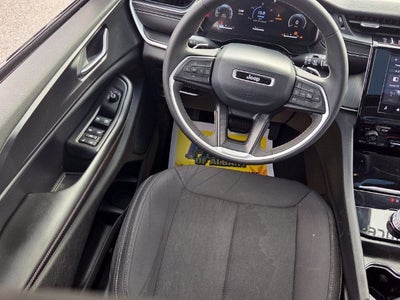2024 Jeep Grand Cherokee Laredo X