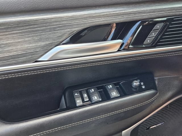 2024 Jeep Wagoneer L Series III