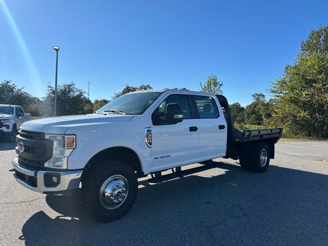 2022 Ford F-350 Super Duty Chassis Cab XL