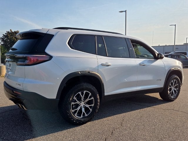 2025 GMC Acadia AT4