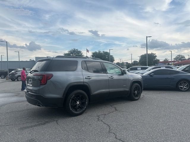 2021 GMC Acadia AT4