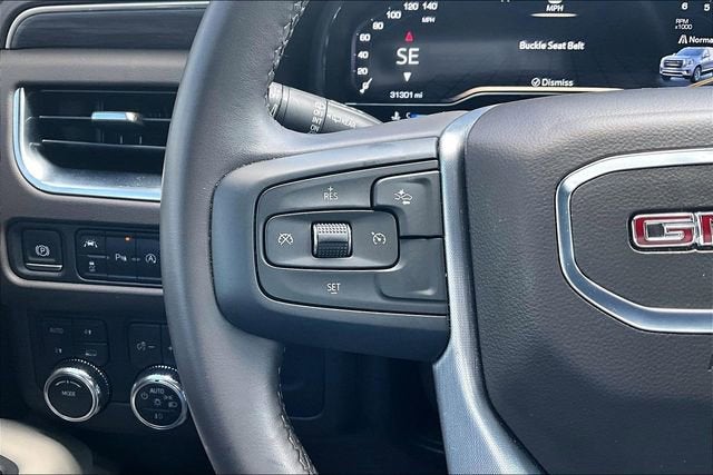 2024 GMC Yukon XL SLT