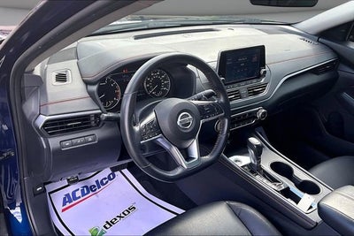 2022 Nissan Altima 2.5 SR