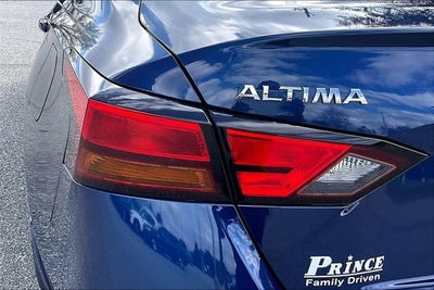 2022 Nissan Altima 2.5 SR