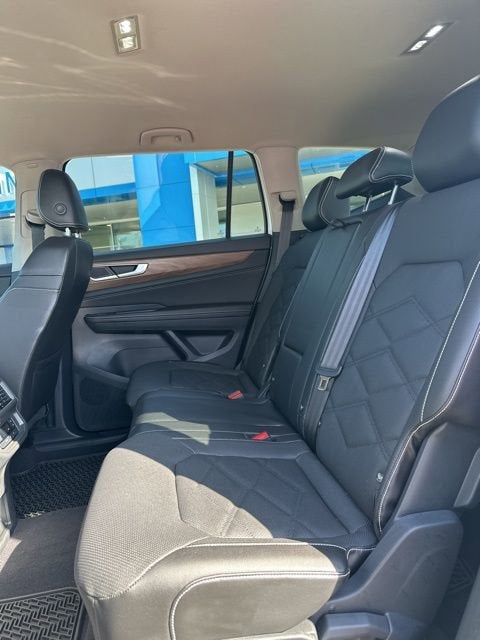 2024 Volkswagen Atlas 2.0T SE