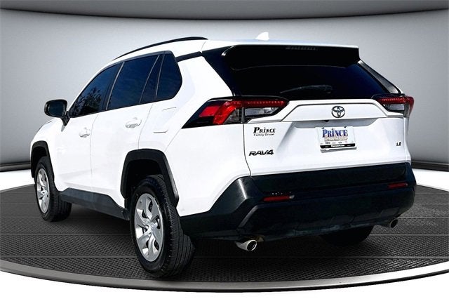 2021 Toyota RAV4 LE