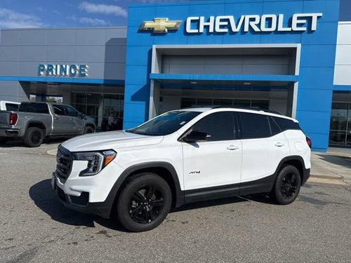 2023 GMC Terrain AT4