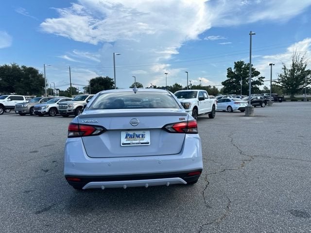 2024 Nissan Versa SR