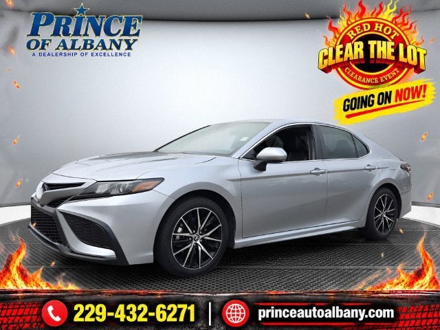 2024 Toyota Camry SE