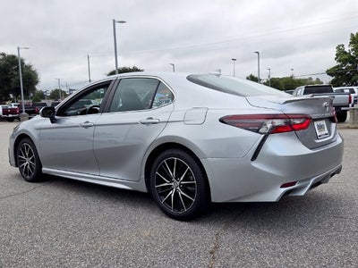 2024 Toyota Camry SE