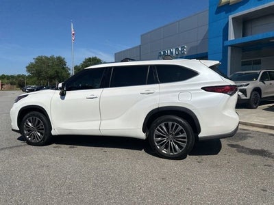 2021 Toyota Highlander Platinum
