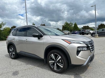 2025 Nissan Rogue SL