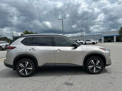 2025 Nissan Rogue SL