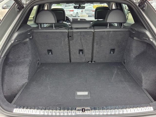 2024 Audi Q3 S line Premium