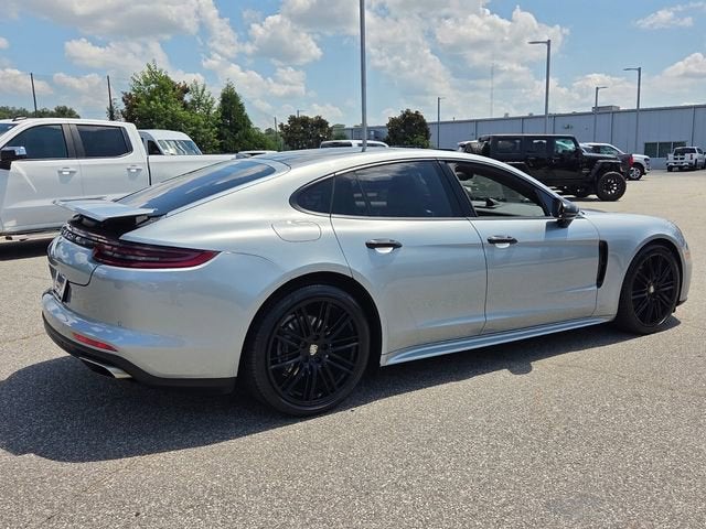2019 Porsche Panamera RWD