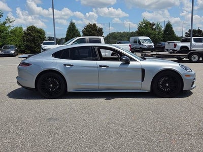 2019 Porsche Panamera RWD
