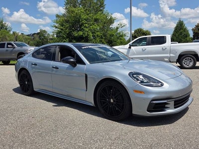 2019 Porsche Panamera RWD