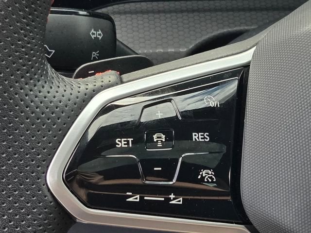 2024 Volkswagen Golf GTI Autobahn