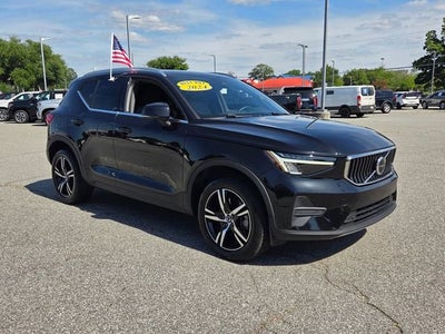 2024 Volvo XC40 Core Bright Theme