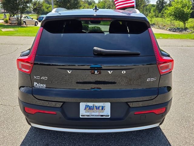 2024 Volvo XC40 Core Bright Theme