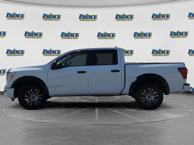 2024 Nissan Titan SV
