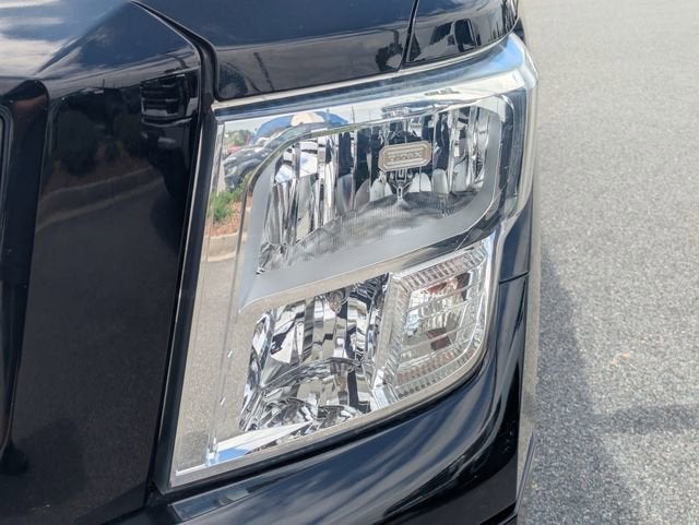 2020 Nissan Titan SV