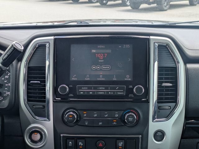 2020 Nissan Titan SV