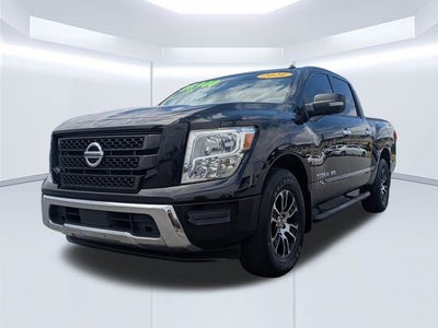 2020 Nissan Titan SV